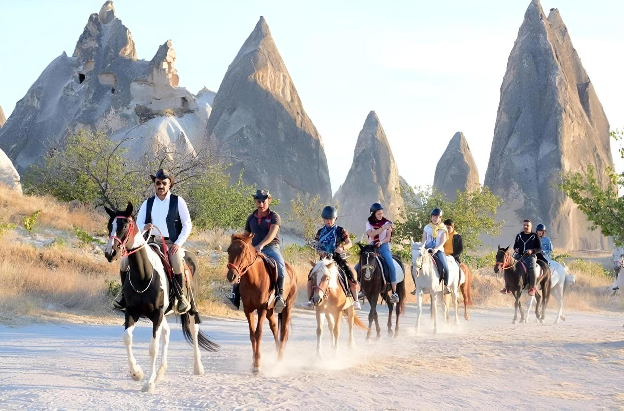 Seki Cave Suites Goreme Bagian luar foto